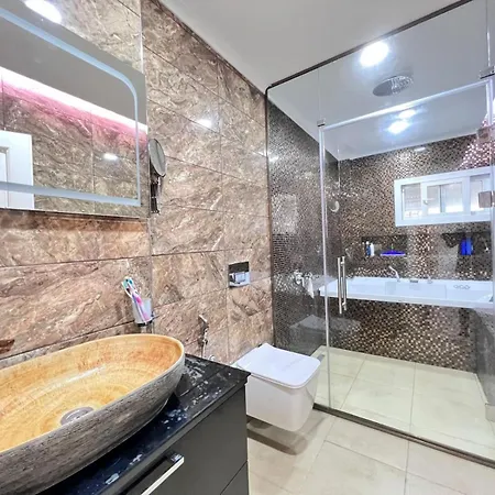 Gulistan - 7 Bedroom In Ovacik Villa Fethiye