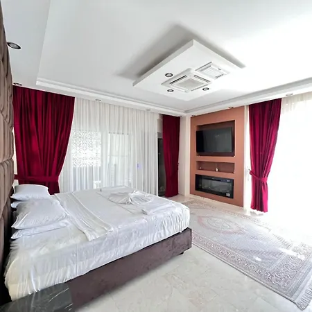 Gulistan - 7 Bedroom In Ovacik フェティエ