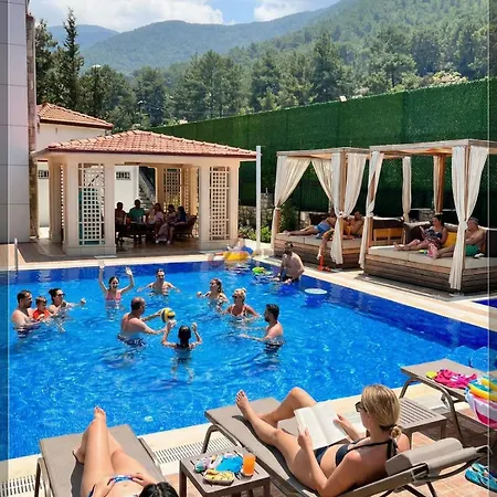 Villa Gulistan - 7 Bedroom In Ovacik