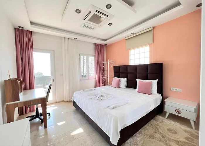 ヴィラ Gulistan - 7 Bedroom In Ovacik フェティエ