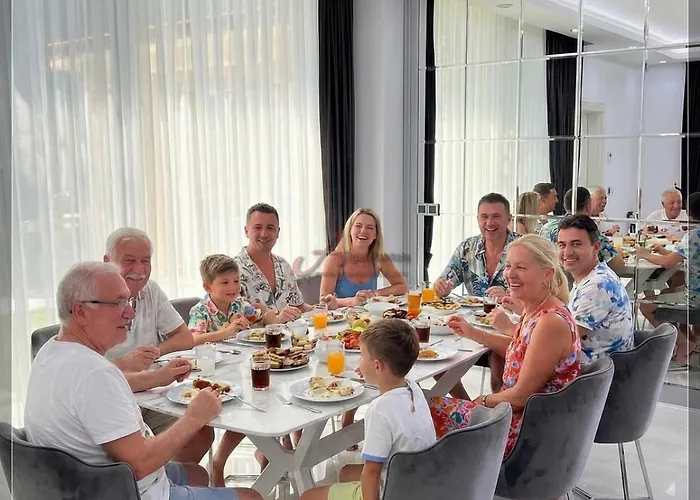 ヴィラ Gulistan - 7 Bedroom In Ovacik