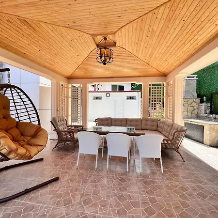 فيلة Gulistan - 7 Bedroom In Ovacik *