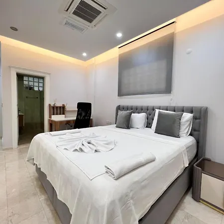 فيلة Gulistan - 7 Bedroom In Ovacik *