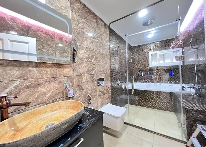 Gulistan - 7 Bedroom In Ovacik 别墅 费特希耶