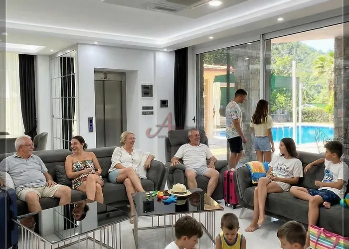 Vilă Gulistan - 7 Bedroom In Ovacik *