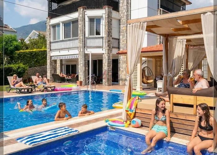 Gulistan - 7 Bedroom In Ovacik Fethiye