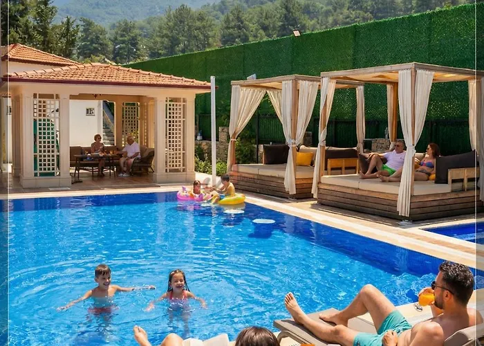 Gulistan - 7 Bedroom In Ovacik Villa